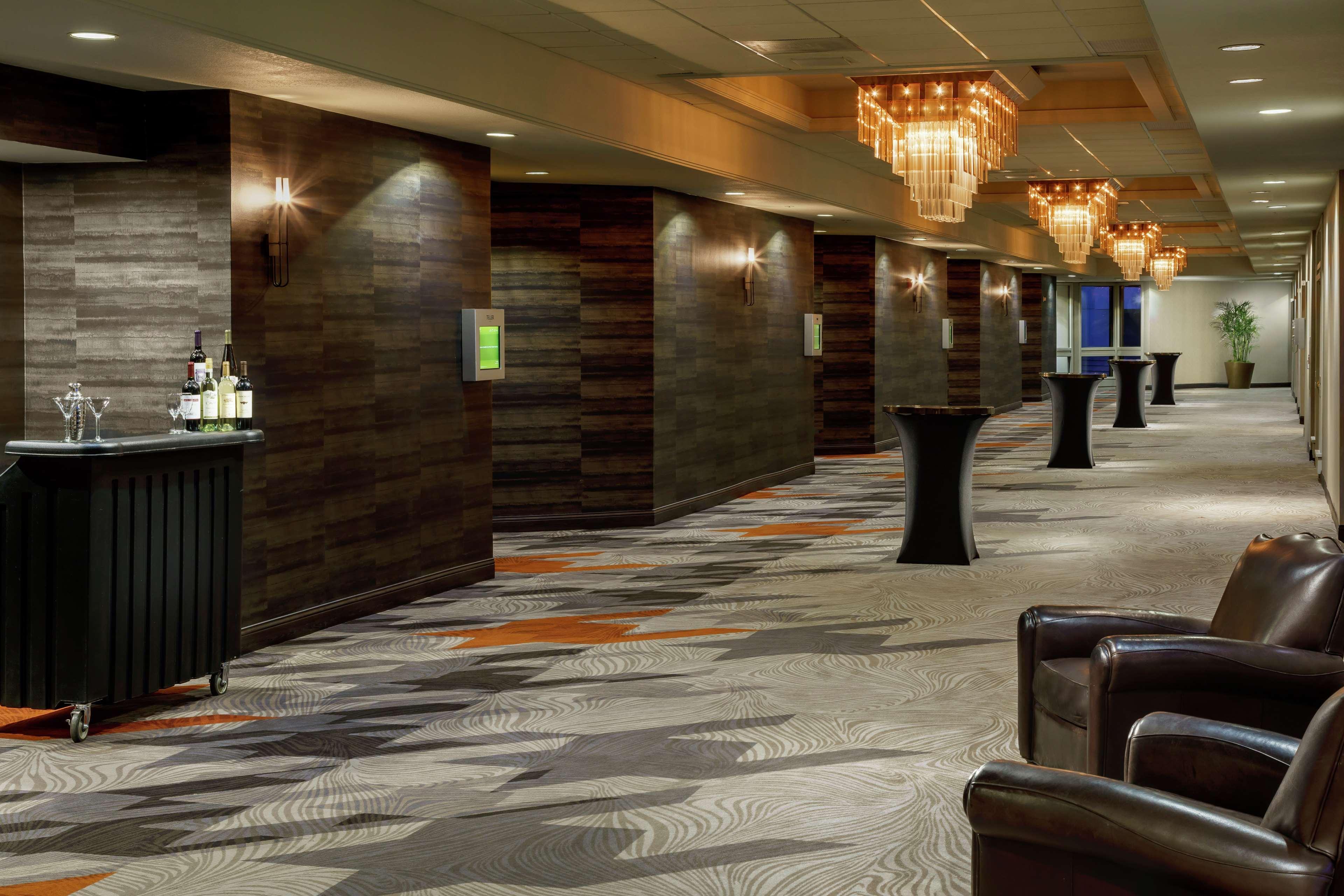 Doubletree By Hilton Colorado Springs Exterior foto