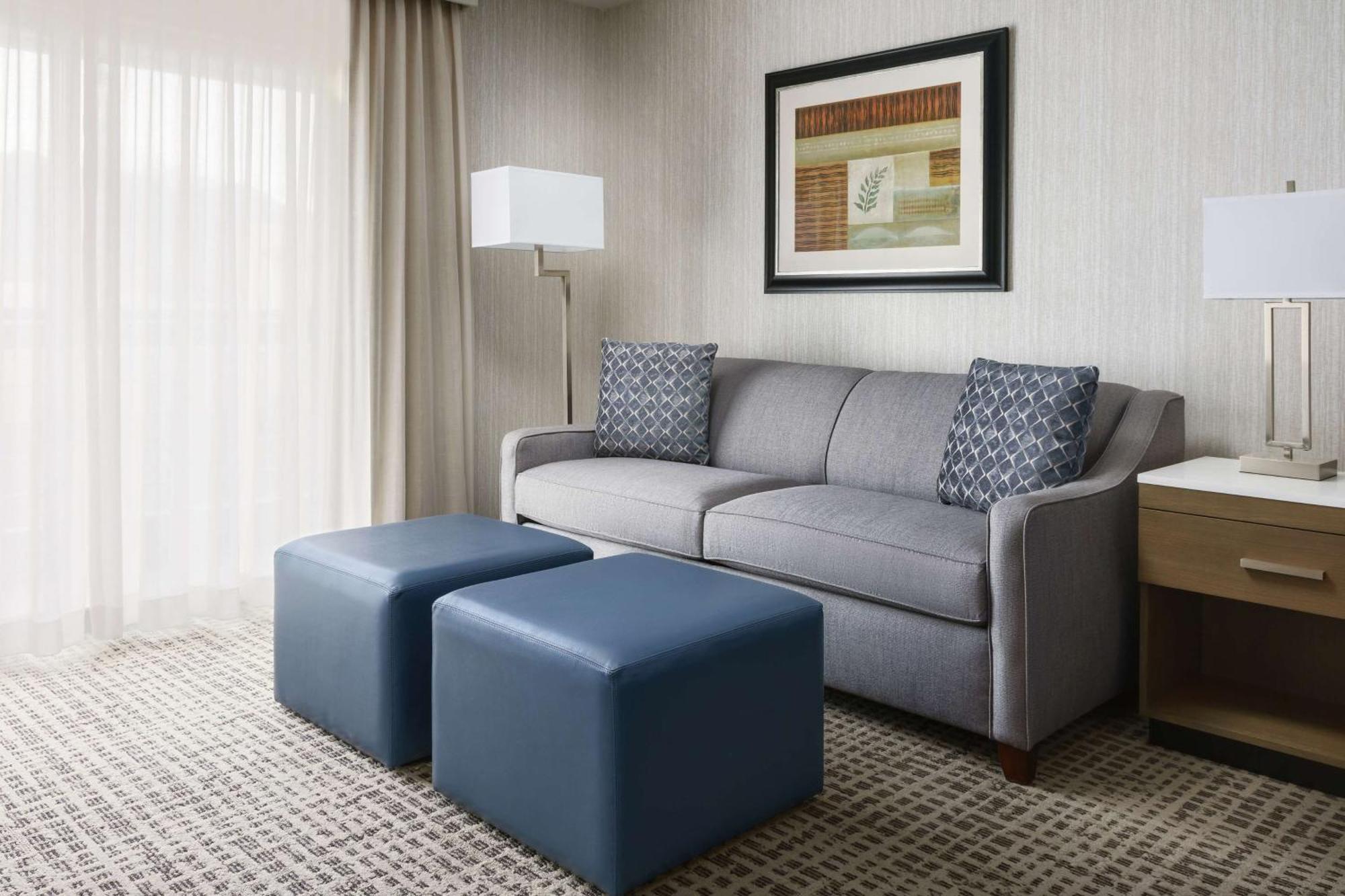 Doubletree By Hilton Colorado Springs Exterior foto